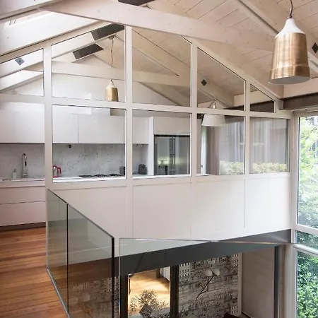 Apartment Youhosty - Luxury Town House *